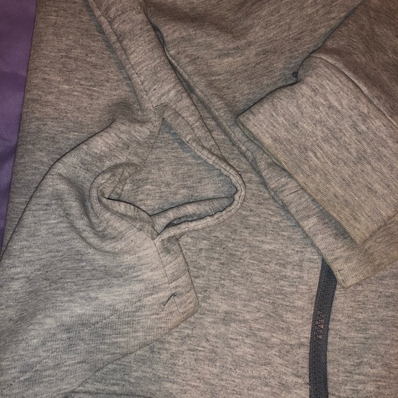 Nike Hoodie - Picture 6 of 6